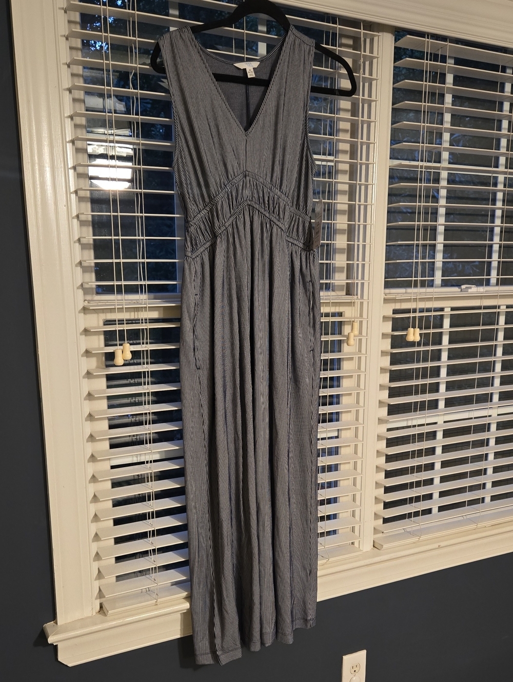 Time and Tru Sleeveless V-Neck Maxi Dress in Gray